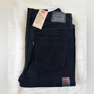 29x30 Levi's Women's Skinny Jeans - Black